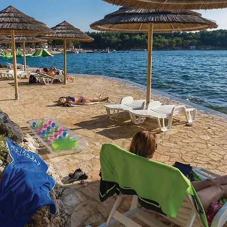 Two-bedroom In Apartmán Poreč